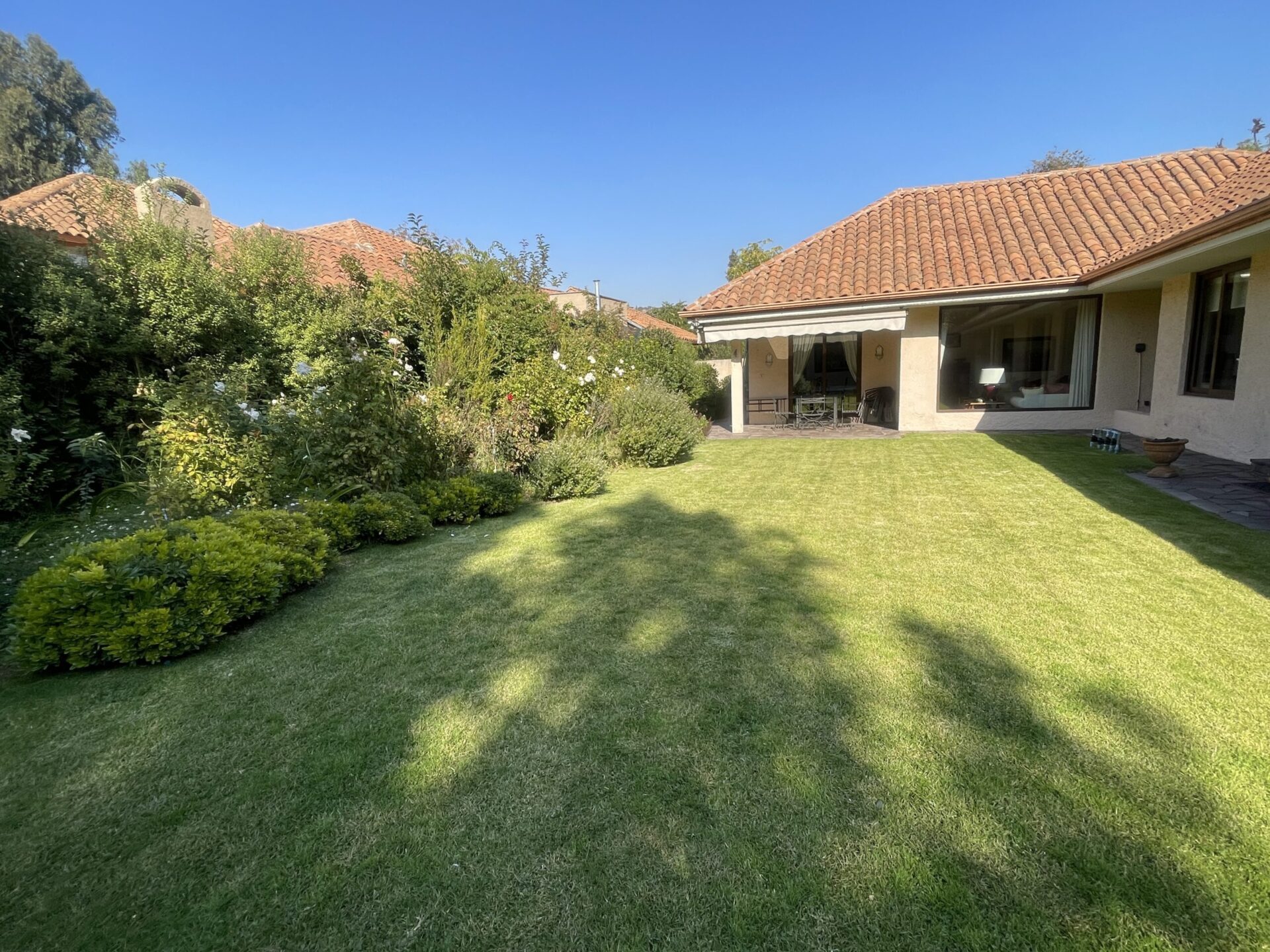 Se Vende Casa Camino Del Algarrobo, Los Domínicos