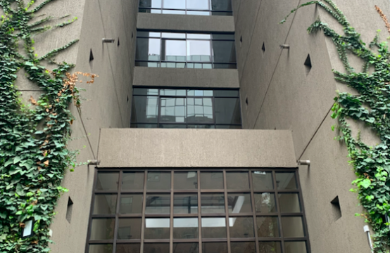 Se Vende Oficina Zurich, a pasos de metro Tobalaba